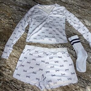 Light and Dark Blue Bow Print Pajama Set